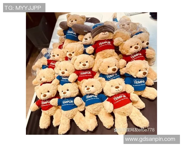 足球泰迪熊的奇幻冒险之旅带你领略温暖与激情的完美结合